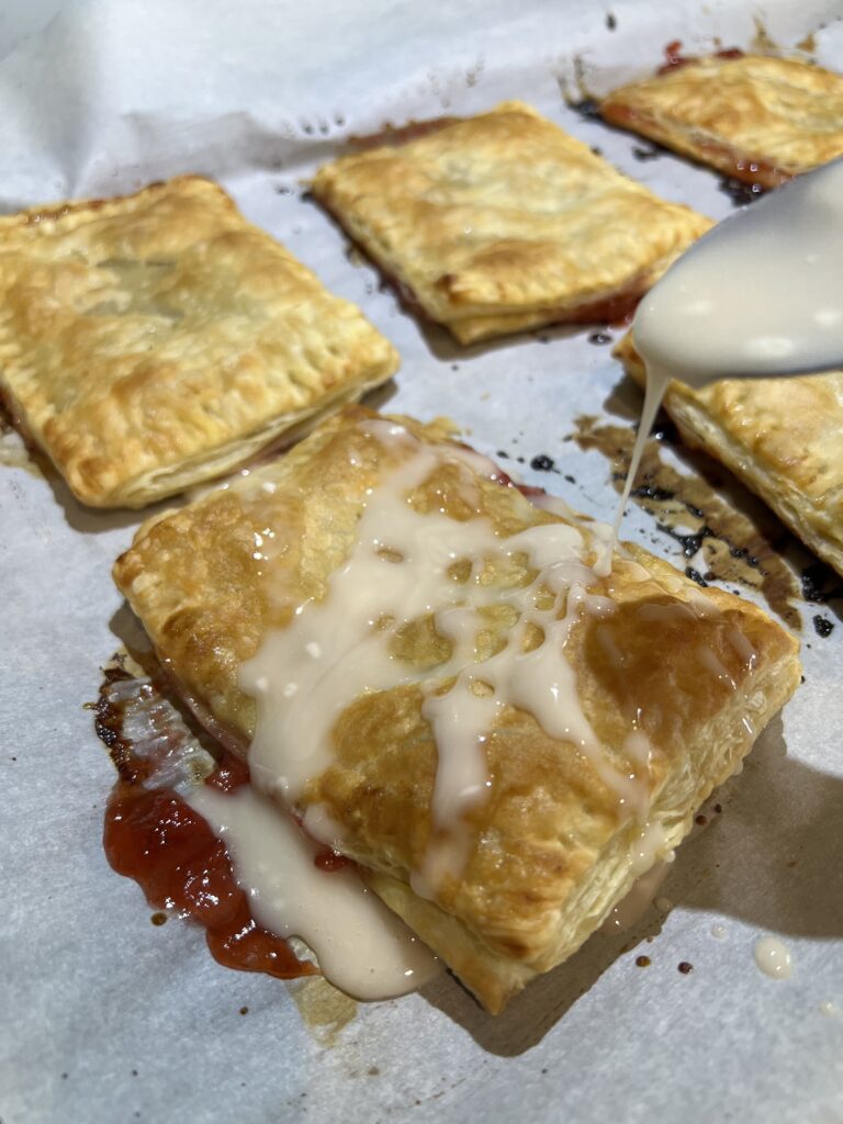 Icing toaster strudels